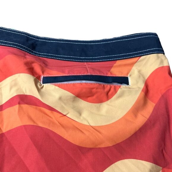 Toes On The Nose Mission Wave Board Wave Shorts - Picture 7 of 10